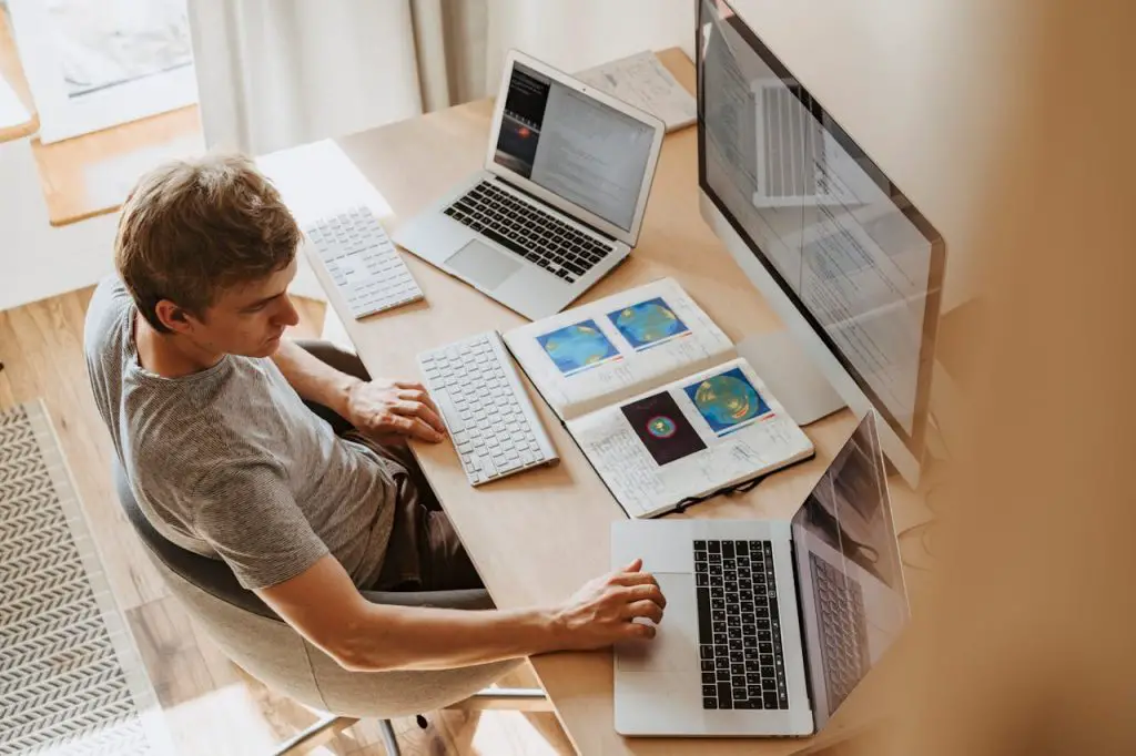 Les atouts du télétravail : avantages pour les entreprises et les employés atouts du télétravail les atouts du télétravail pour les employeurs et les employés